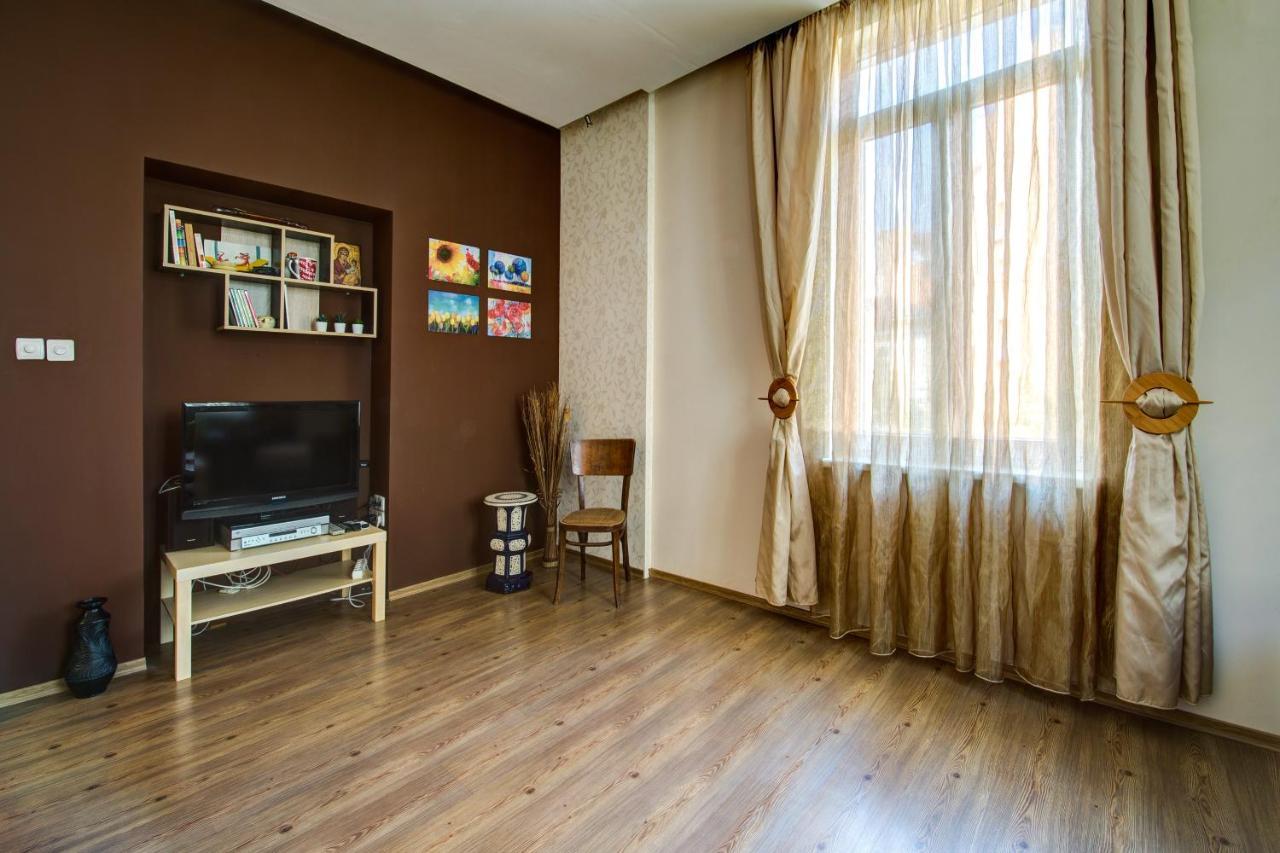 Apartment 65 - Airy Aprt At Top Center Sofia Buitenkant foto